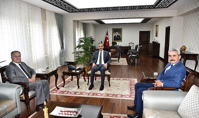 Vali Akkoyun'a 'Hayırlı Olsun' Ziyaretleri Sürüyor