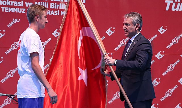 Karaman'da '15 Temmuz Şehitleri Sancak Koşusu' Düzenlendi