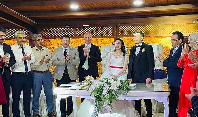 MHP Camiasını Bu Düğünde Bir araya Geldi