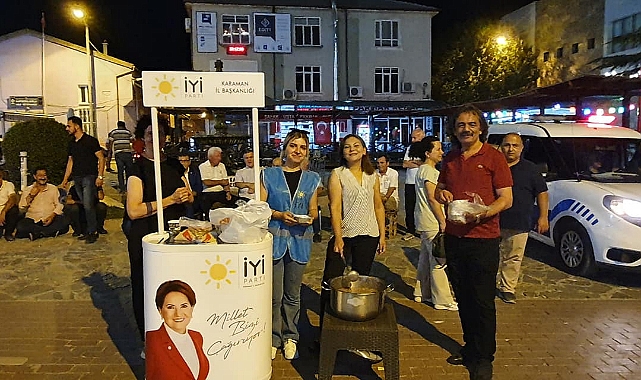 İyi Parti'den Karamanlılara Aşure İkramı