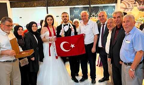 Bayram ve Karaarslan Ailesinin Mutlu Günü