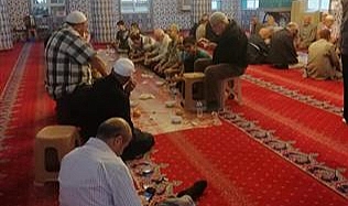 Karaman'da Sabah Namazı Buluşmaları Devam Ediyor