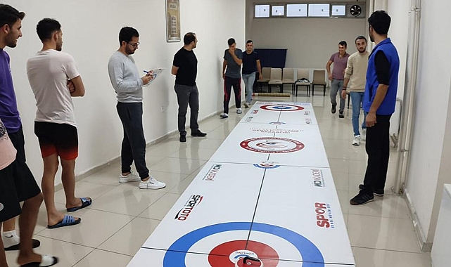 GSB Karaman Yurtlarında Floor Curling Heyecanı
