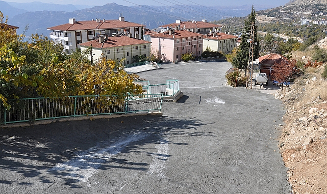 Ermenek'te Yol Yapım Ve İyileştirme Çalışmalarına Devam Ediliyor