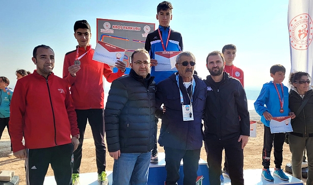 Semih Sefa Armutcu'dan Altın Madalya