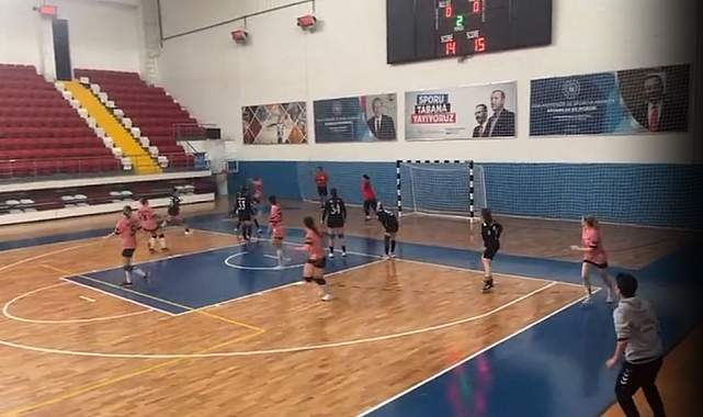 Kaybedilen 2 Puan Olsun Sizin Yüreğiniz Yeter- MİNİK ATILIM POLATLI'YA 27-25 YENİLDİ