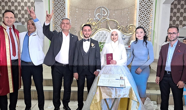 Atilla Zorlu Hastalara Moral Ziyareti, Nikâhlara Şahitlik Yaptı