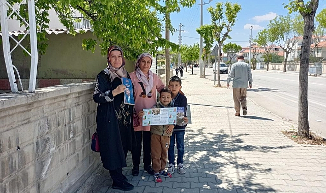 AK Parti Kadın Kolları Kapı Kapı Geziyor