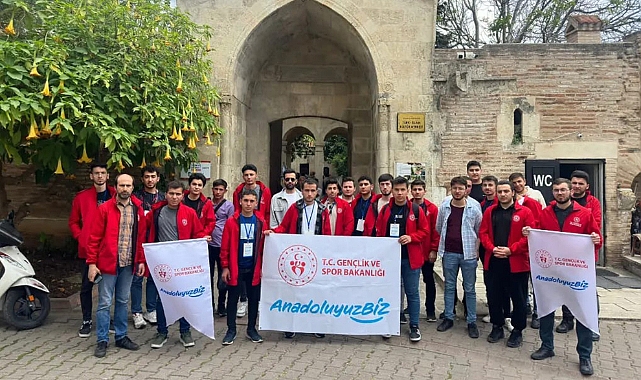 Karamanlı Gönüllü Gençler Adana'yı Gezdi