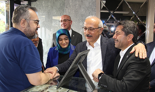 Lütfi Elvan'a Karaman'da Sevgi Seli