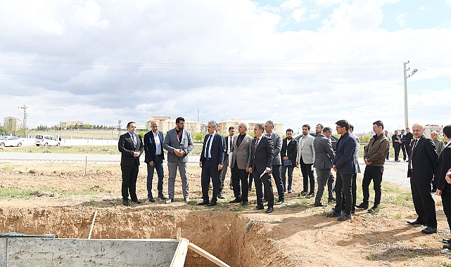 Vali Akkoyun Sağlık Yatırımlarını İnceledi