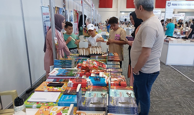 Karaman 3. Kitap Fuarına Hafta Sonu Yoğun İlgi