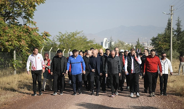 Amatör Spor Haftası Etkinlikleri Yapılan Yürüyüş İle Başladı