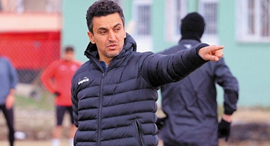 İskenderunspor Teknik Direktörü Bozkurt: “Dezavantajlarımızı Bilerek Maça Başladık”