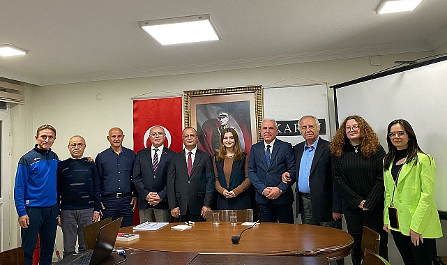 KAREV'de Cumhuriyetimizin 100. Yıl Konferansı