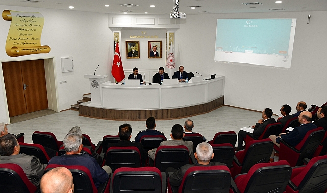 Vali Sarıibrahim, Muhtarların Taleplerini Dinledi