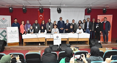 750'inci Vuslat Yıl Dönümünde Mevlânâ'yı Anma Programı Kapanış Paneli Gerçekleştirildi