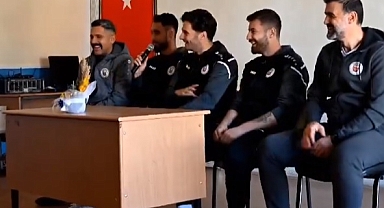 Karaman FK'lı Futbolcular Öğrencilerle Buluştu