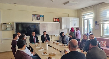 Kaymakam Erdoğan Okulları Ziyaret Etti