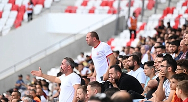 Varol’dan Taraftara Çağrı: Tribünlerde Türkçe'nin Başkentinde Yunus Emre'nin Hoşgörüsünü Göstermeliyiz