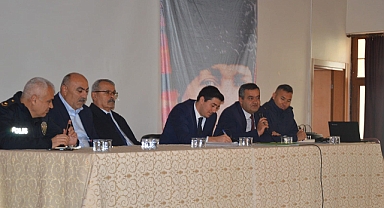 Ermenek'te Yılın Son Toplantısında Muhtarların Talepleri Dinlendi