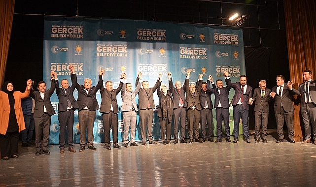 AK Parti İlçe ve Belde Adaylarını Tanıttı