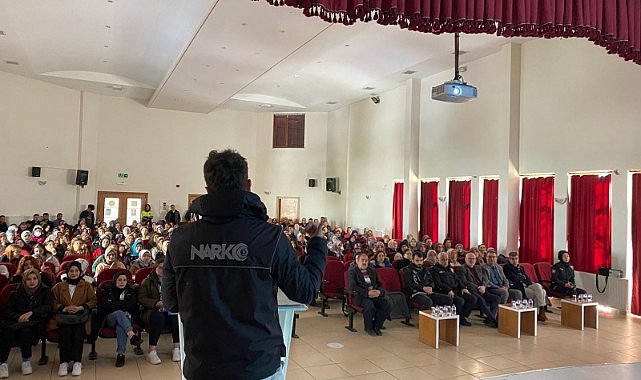 Ermenek’te En İyi Narkotik Polisi Anne Uyuma Aplikasyonu Ve Bağımlılık Eğitimleri Verildi