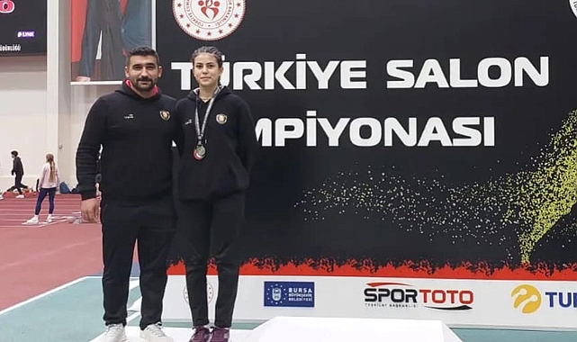 Karaman Atletizm Takımı Bursa'dan Madalyalarla Döndü