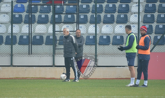 Karaman FK’ya Yenilen Düzcespor'da Teknik Ekip İle Yollar Ayrıldı