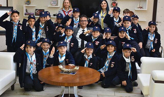 Minik İzcilerden Gönülleri Fetheden Etkinlik