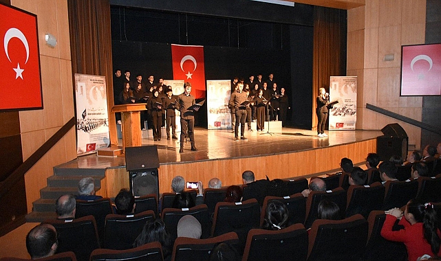İstiklal Marşı'nın 103'üncü Yılında Millî Şairimiz Mehmet Akif Ersoy Anıldı