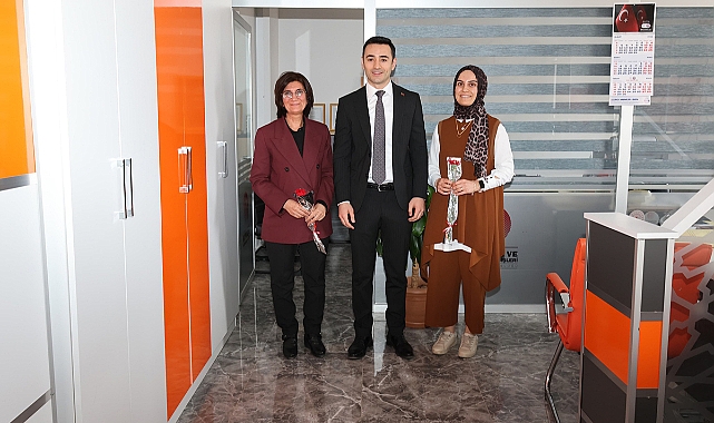 Kaymakam Kaya, Şehit Annelerimizi Ve Eşlerini Unutmadı