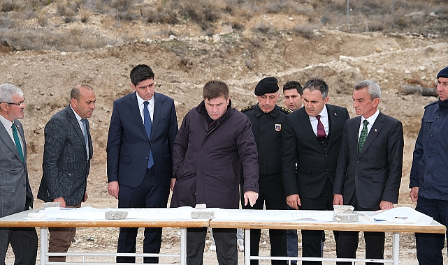 Vali Sarıibrahim Kazancı Beldesini Ziyaret Etti
