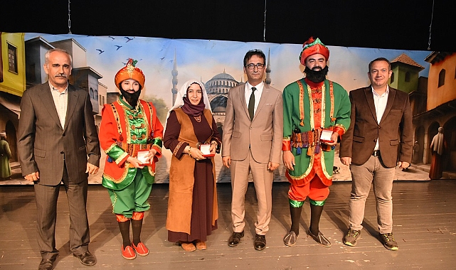 23 Nisan'da Sahneye Çıkan Öğretmenlere, İl Müdürü Çalışkan'dan Özel Teşekkür