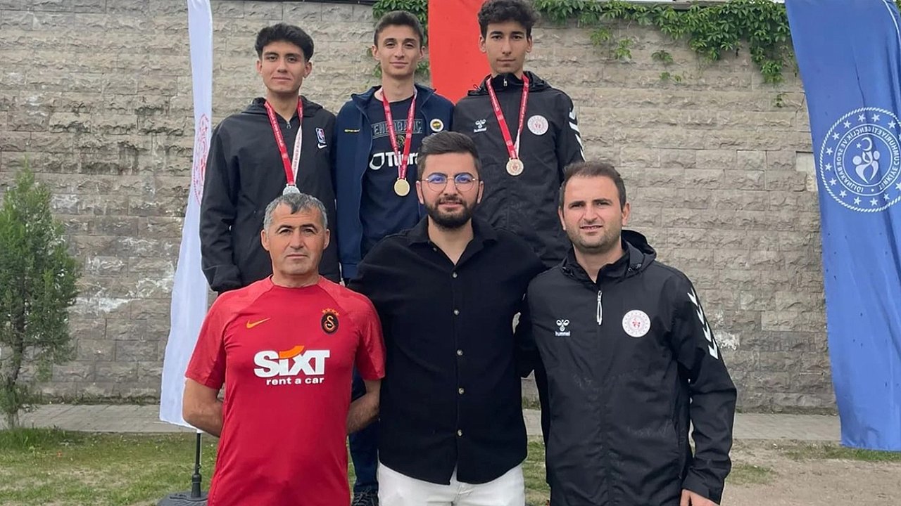 Atletizmde Madalya Yağmuru