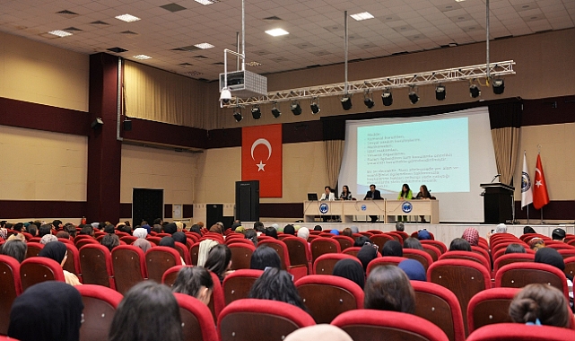 KMÜ’de Çocuğun Sesi Ol Temalı Panel