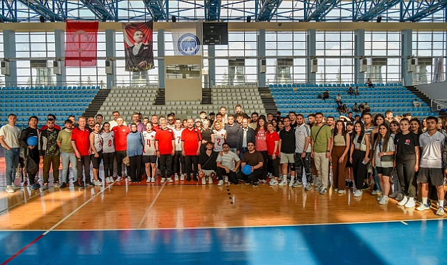 Türkiye’nin Gururu Sporcular KMÜ’de Öğrencilerle Buluştu