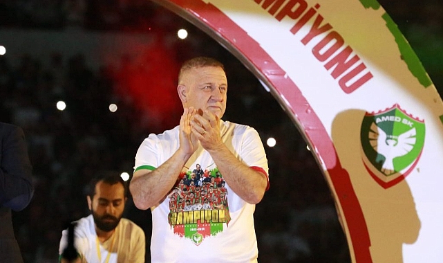 Amedspor, Mesut Bakkal İle Yollarını Ayırdı