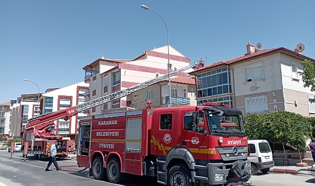 Karaman'da Bir Evin Çatısında Çıkan Yangın Söndürüldü