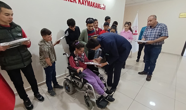Özel Eğitim Öğrencilerinden Kaymakam Erdoğan'a Ziyaret