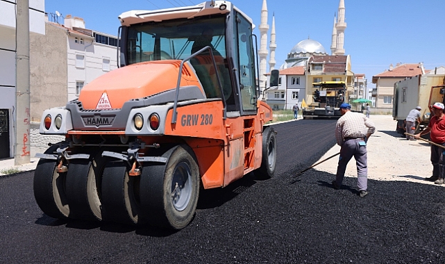 Belediyenin Asfalt, Yürüyüş Yolu Ve Park Çalışmaları Devam Ediyor