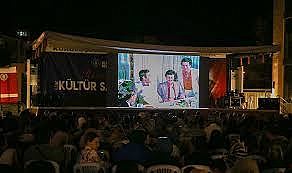 Karaman Açık Hava Sineması'nda Nostalji Rüzgârı!