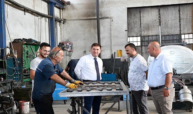 Vali Sarıibrahim, Yalçıner Tarım'ı Ziyaret Etti