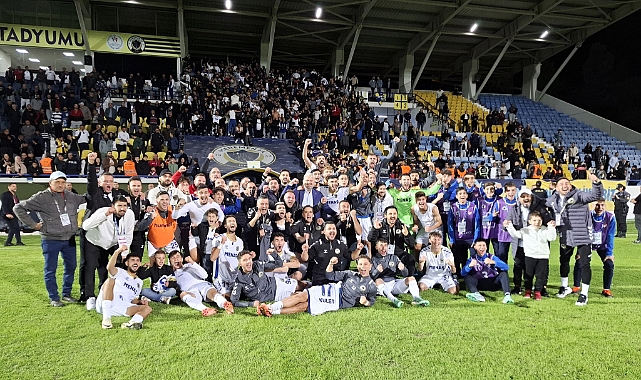 2. Lig Kırmızı Grupta Şampiyonluk Yarışı Menemen FK ve Aksarayspor Arasında Gidip Geliyor
