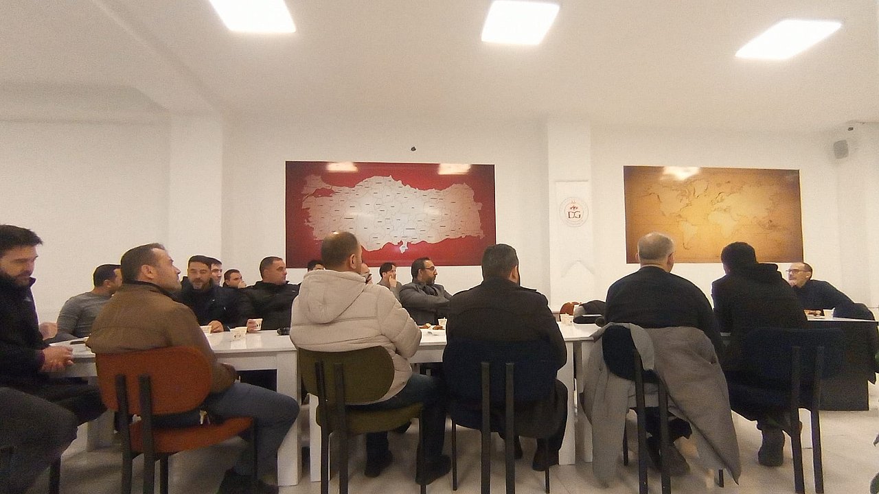 Karaman'da Baba Okulu Semineri Düzenlendi