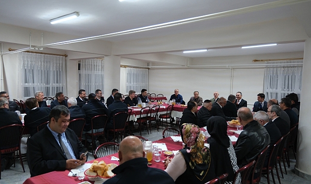 Vali Çiçekli, Emekliye Ayrılan Personelle Bir Araya Geldi