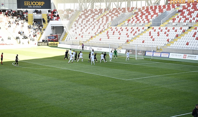 Diyarbekirspor A.Ş.-Karaman FK Maçının Hakemleri Açıklandı