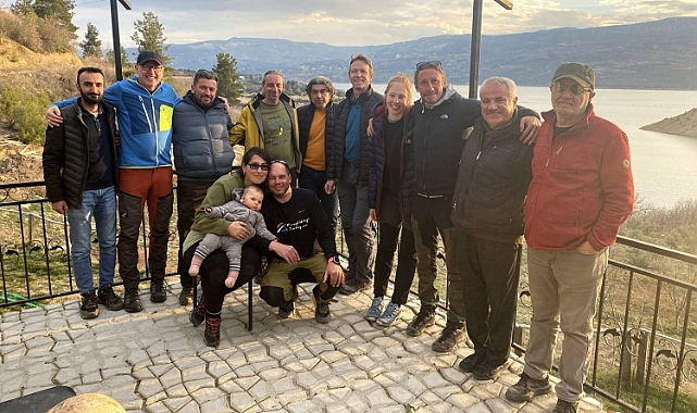Ermenek'in turizm potansiyeli artıyor. Alman paraşütçüler bölgeye hayran kaldı