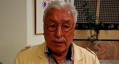 Emekli Öğretmen Evinde Ölü Bulundu