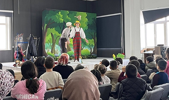 Akçaşehir’de Öğrencilere Karne Şenliği